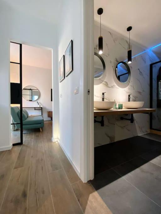 Guest Planet - Stylish Flat Bisceglie M1 Apartment Милано Екстериор снимка